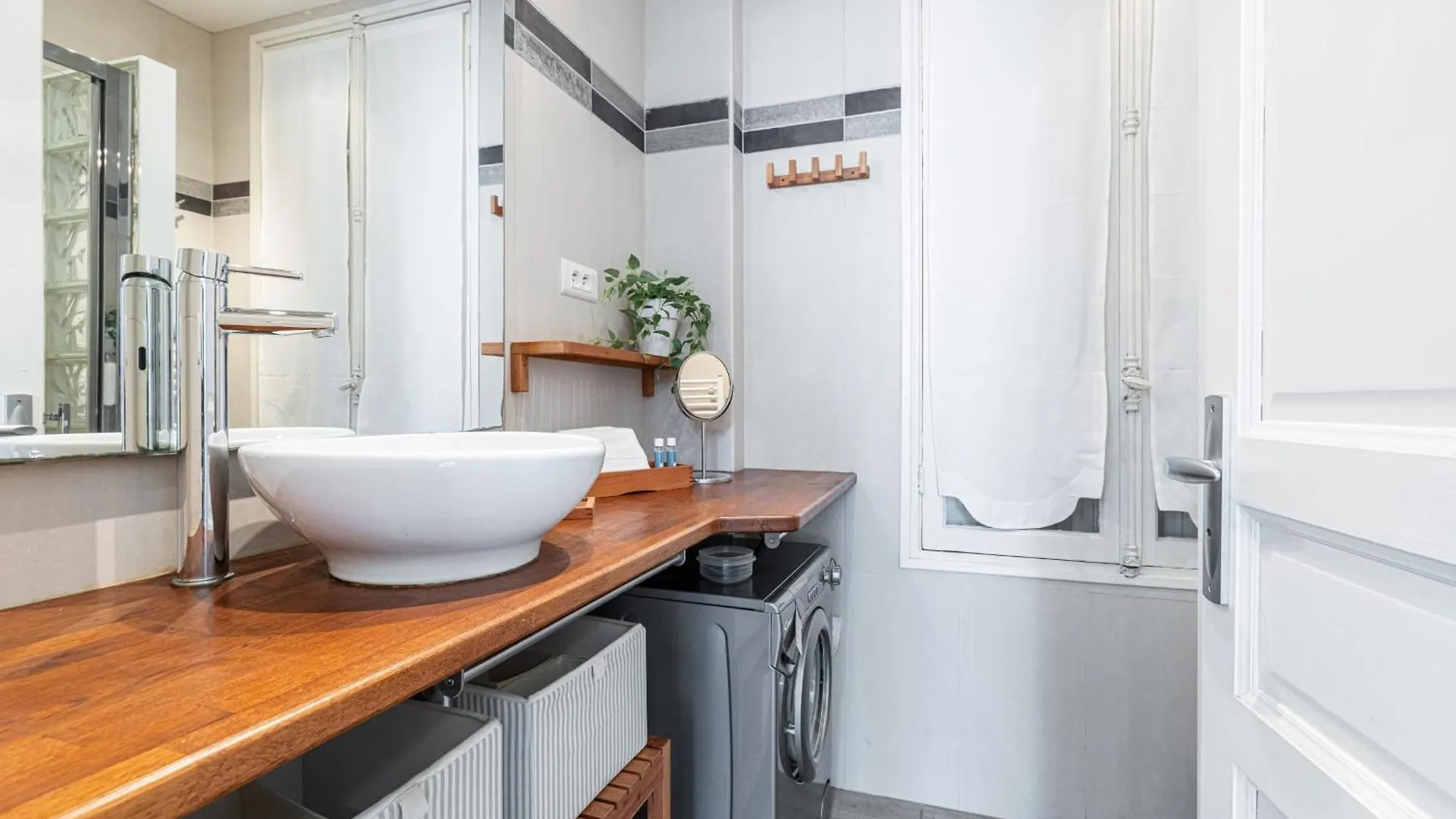 Stalingrad 32 - Cosy Apartement Close Old Port Nice Apartment